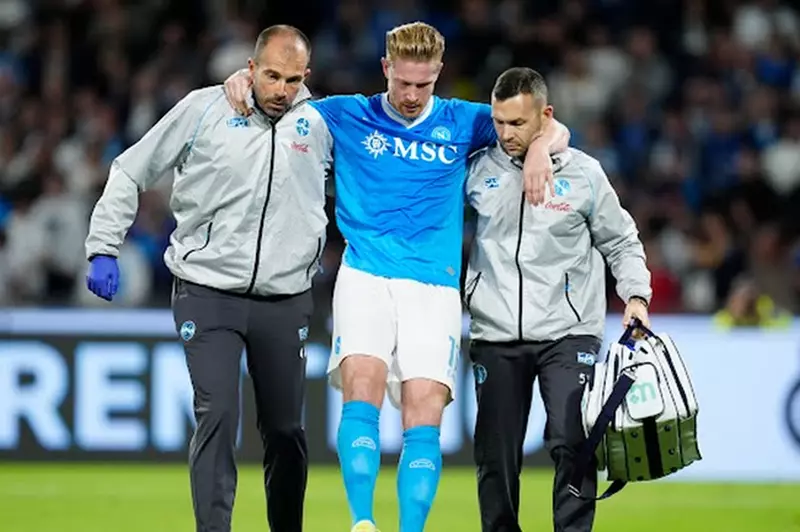 نابولي يعلن خضوع دي بروين لعملية جراحية